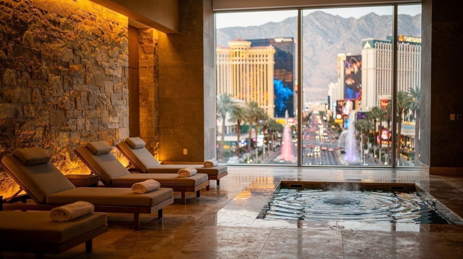 Spas et bien-être hors du Strip : Henderson et Lake Las Vegas